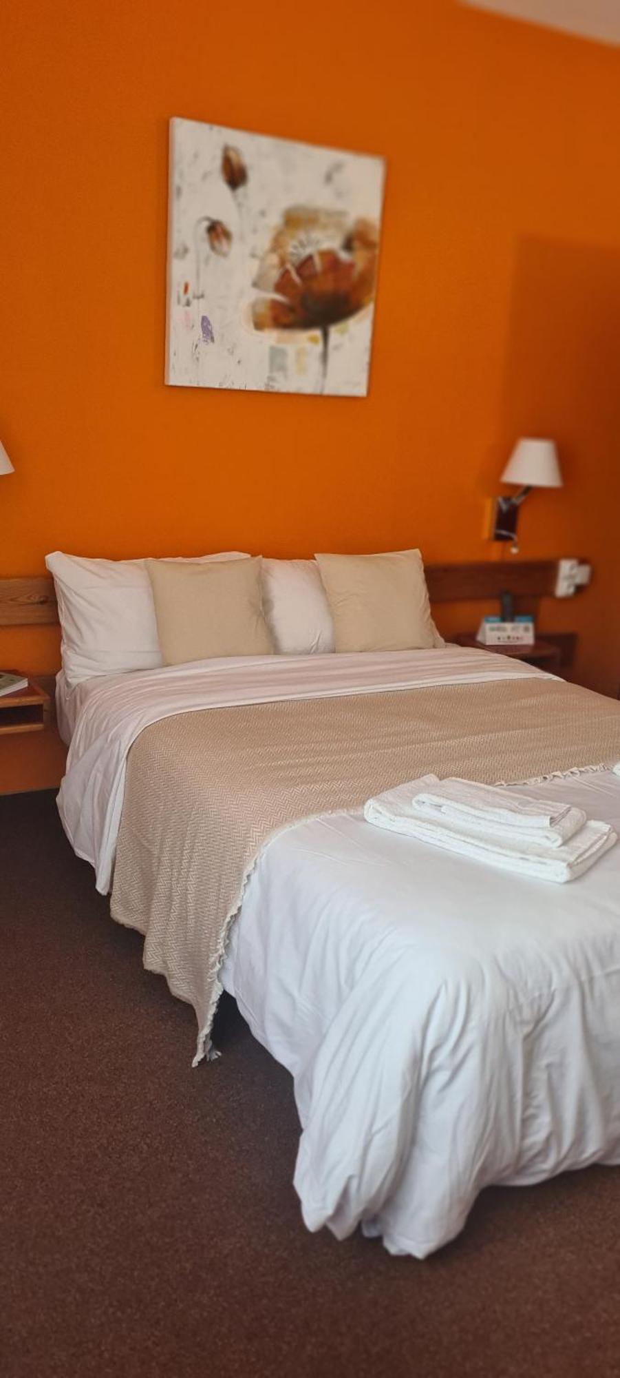Le 120 - Groupe Logis Hotels - Ex Auberge La Terrasse La Châtaigneraie Esterno foto